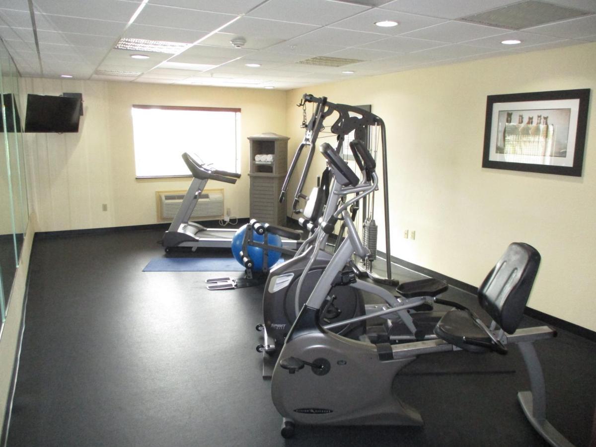 Days Inn & Suites By Wyndham Sam Houston Tollway Jersey Village エクステリア 写真