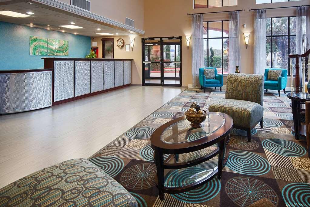 Days Inn & Suites By Wyndham Sam Houston Tollway Jersey Village インテリア 写真