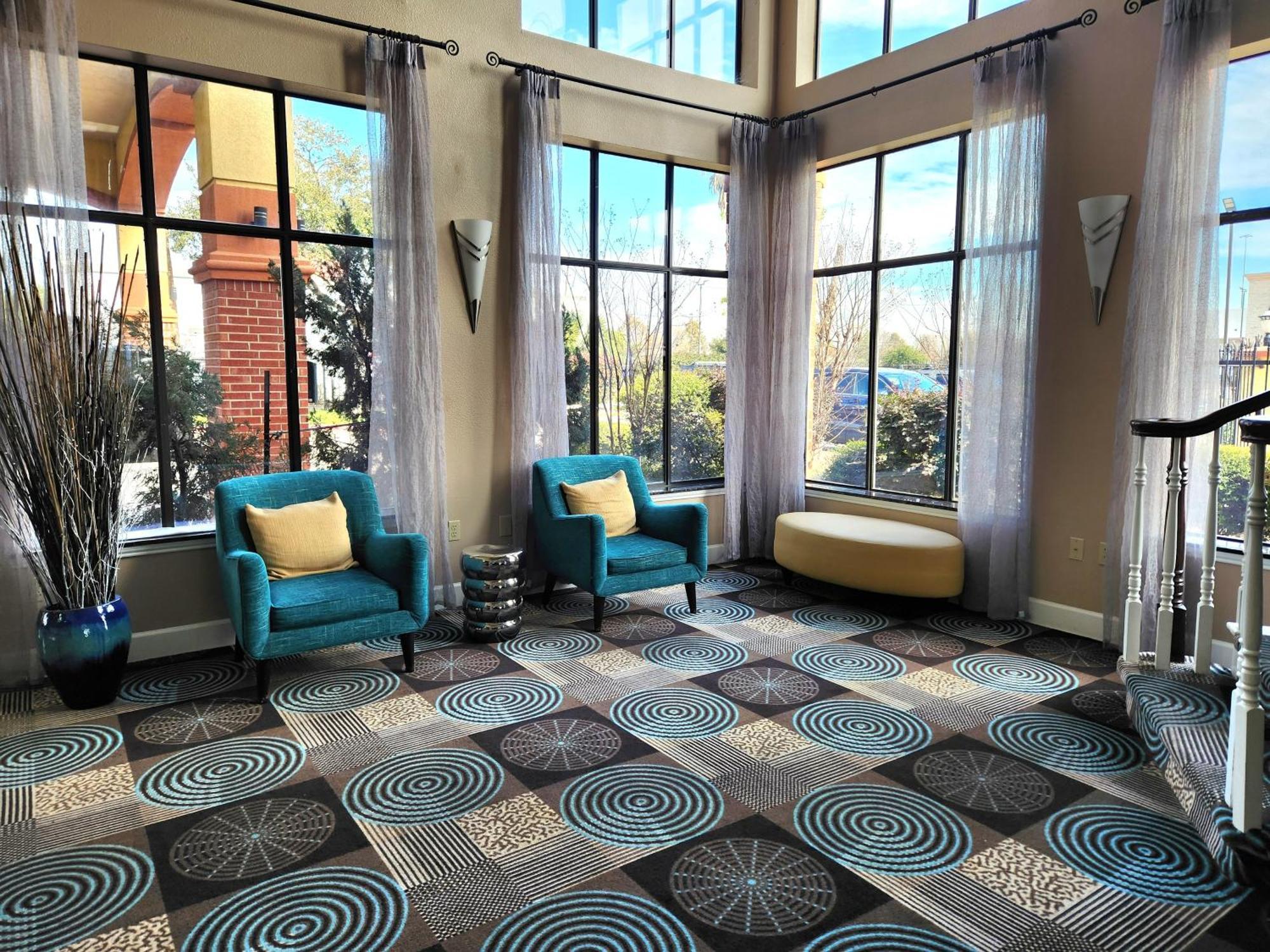 Days Inn & Suites By Wyndham Sam Houston Tollway Jersey Village エクステリア 写真